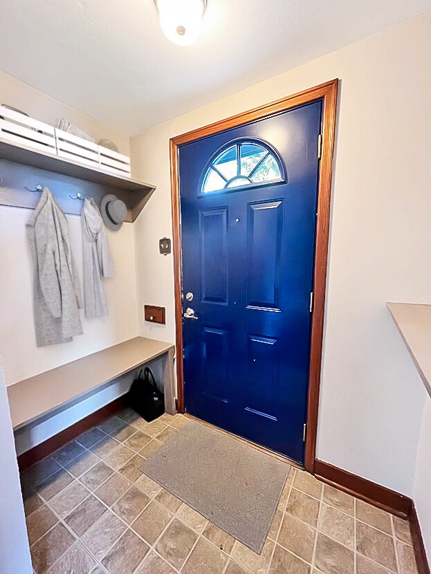Entry - 1220 Carroll Ave