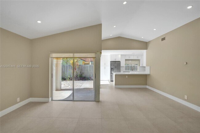 Building Photo - 1361 Springside Dr