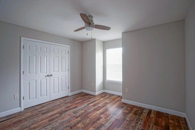 Building Photo - 224 Twin Lakes Ln