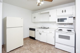 Interior Photo - Wedgewood Apartments
