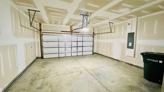 Building Photo - 116 Amethyst Dr