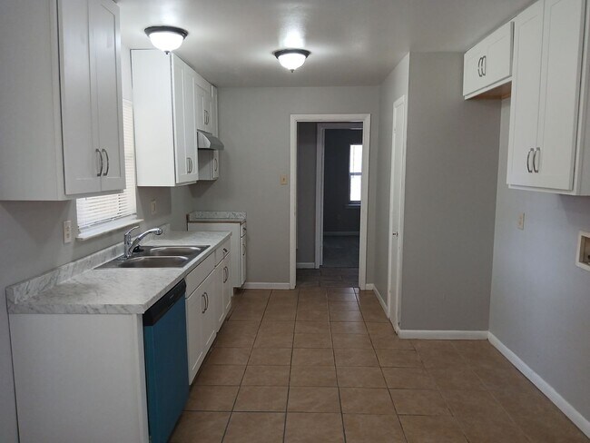Primary Photo - REMODELED 3 Bedrooms, 2 Full Bathrooms, 1 ...