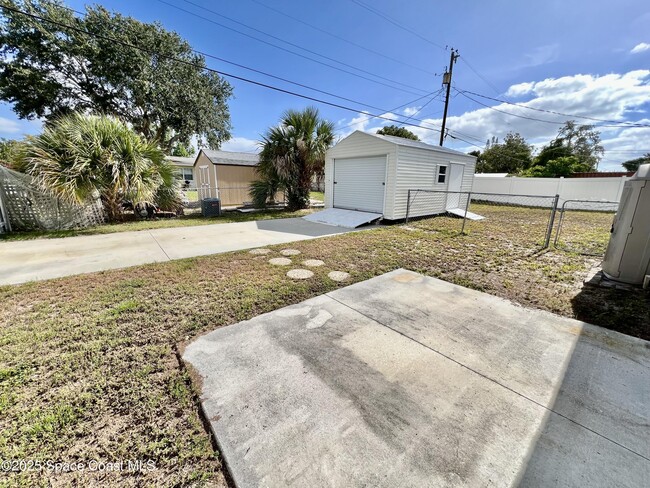 Building Photo - 1450 Anchor Ln