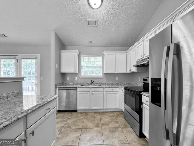 Building Photo - 5087 Limerick Ln