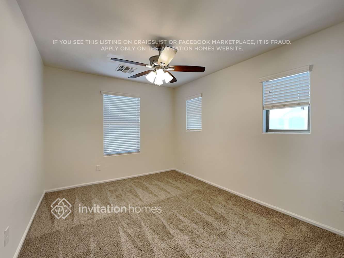 Building Photo - 1070 S Deerfield Ln