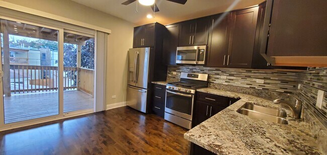 Building Photo - 4139 W Fletcher St