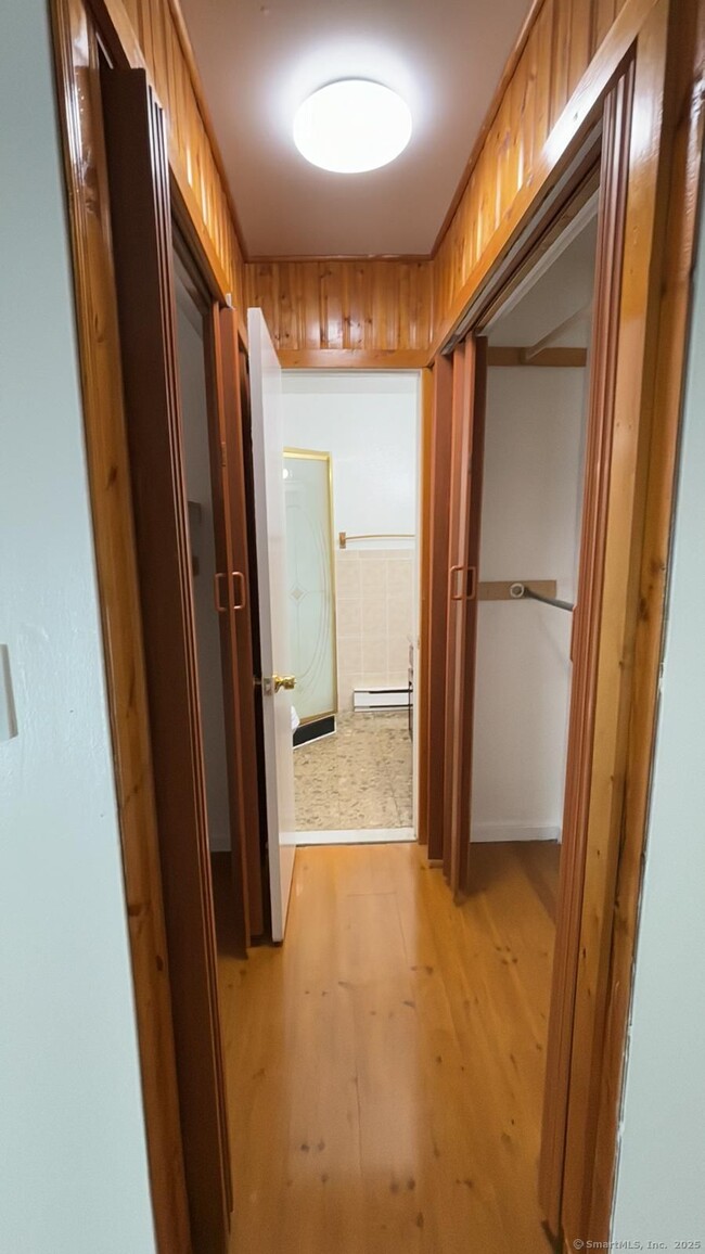 Building Photo - 32 Candlewood Dr
