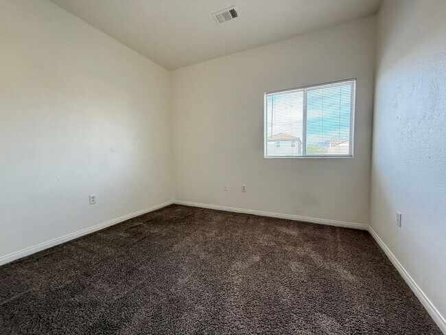 Building Photo - 9303 Gilcrease Ave