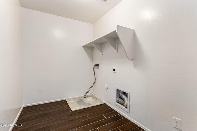 Building Photo - 2934 S 104th Ln