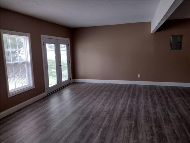 Building Photo - 1116 Misty Meadows Ln