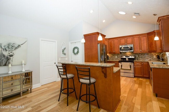 Building Photo - 5 Kemper Woods Ct