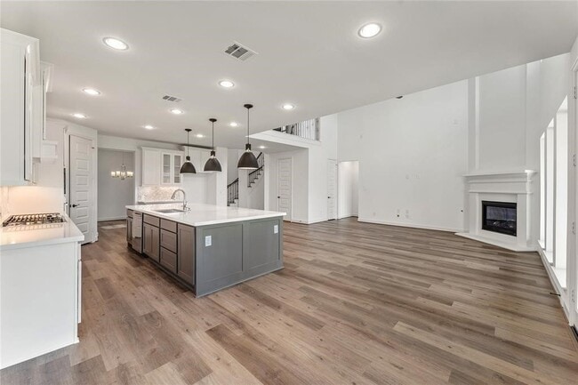 Building Photo - 29114 Hauter Wy