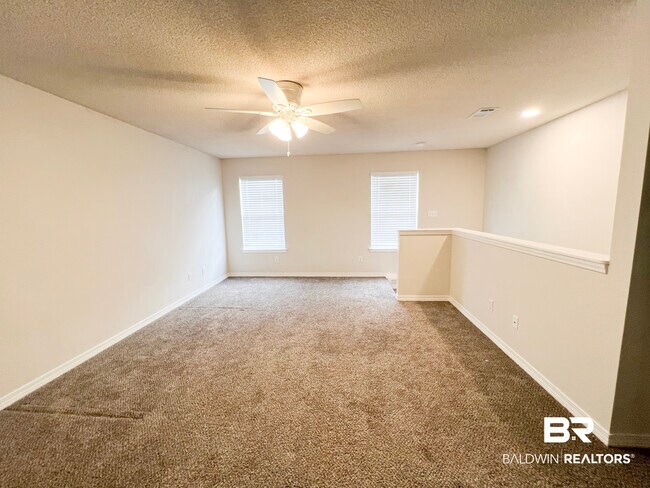 Building Photo - 120 Covey Run Pl
