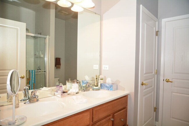 Building Photo - 13540 Yellow Pine Dr