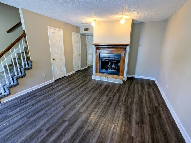 Building Photo - 124 Elizabeths Ct