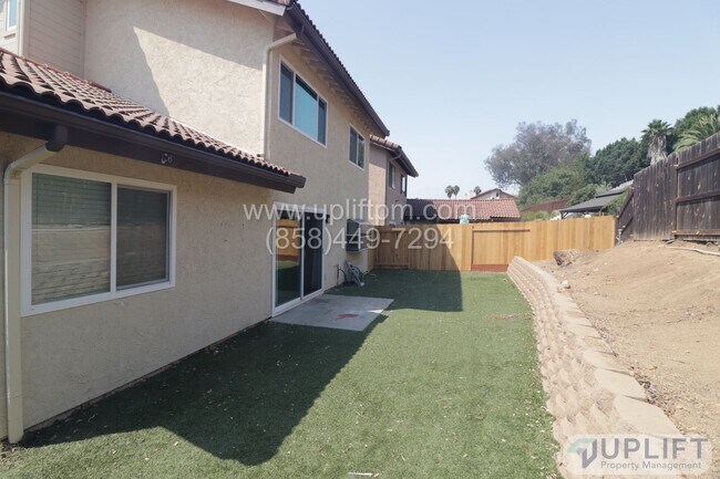 Building Photo - Beautiful Spring Valley home, tri floor 4 ...