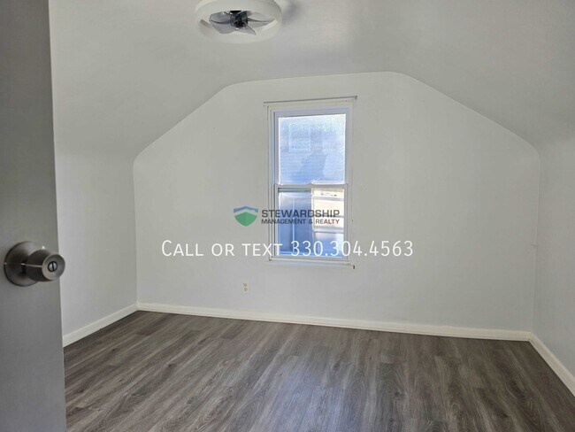 Building Photo - 2849 Trenton Rd