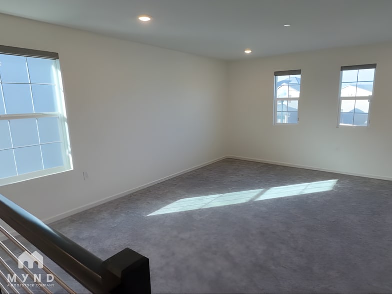 Building Photo - 15786 Testarossa St