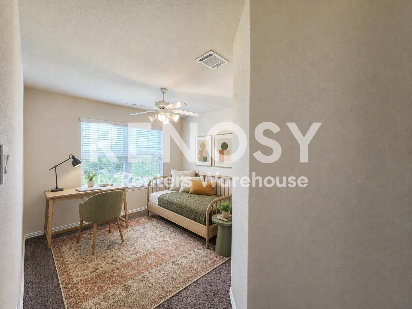 Building Photo - 2119 Del Mar Dr