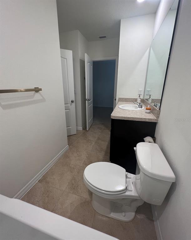 Building Photo - 1296 Yellow Finch Dr
