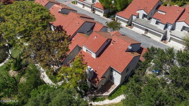 Building Photo - 408 Via Colinas