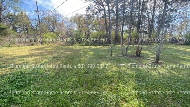 Building Photo - 824 Jane Dr