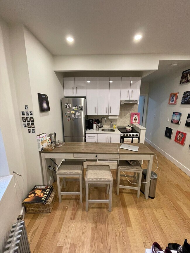 Interior Photo - 11 Stanton Street