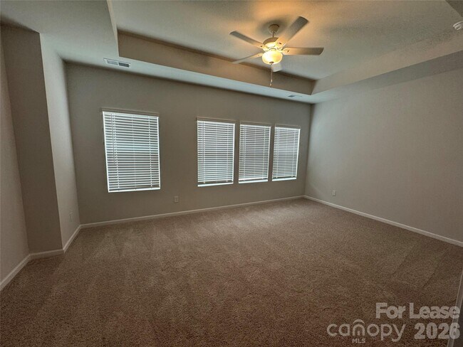Building Photo - 3021 Kingsfield Rd