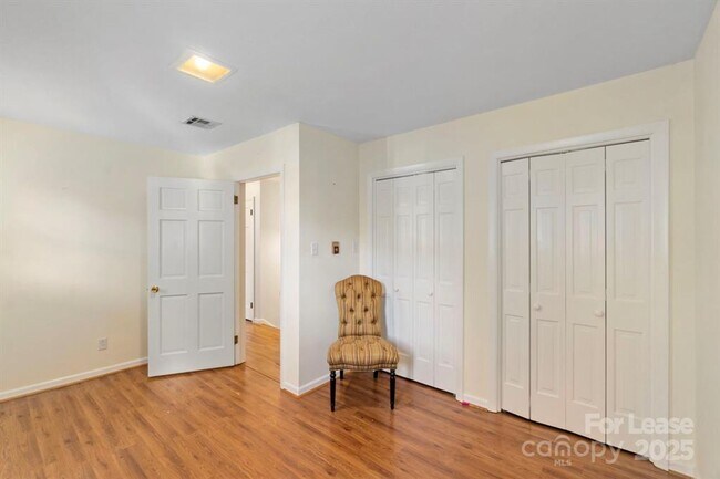 Building Photo - 4 Bedroom 2.5 Bath Home In Conover! Tours available starting March 1st!