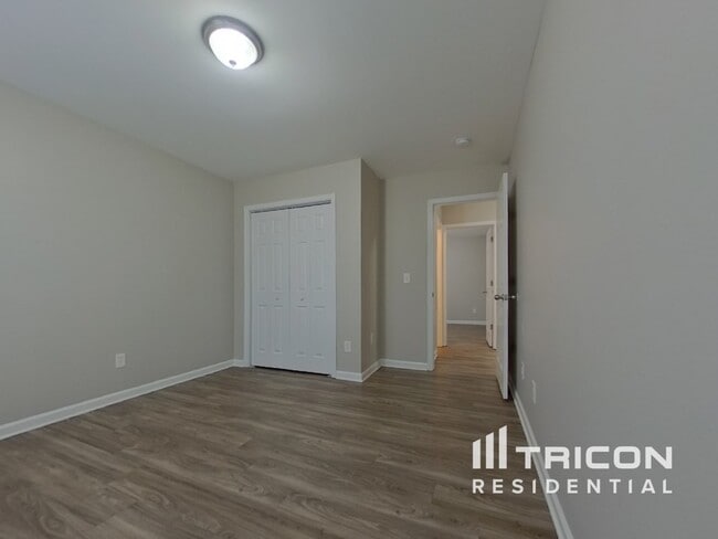 Building Photo - 931 Whistling Duck Ct