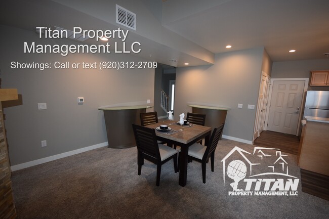 Building Photo - 681 N Waldoch Dr