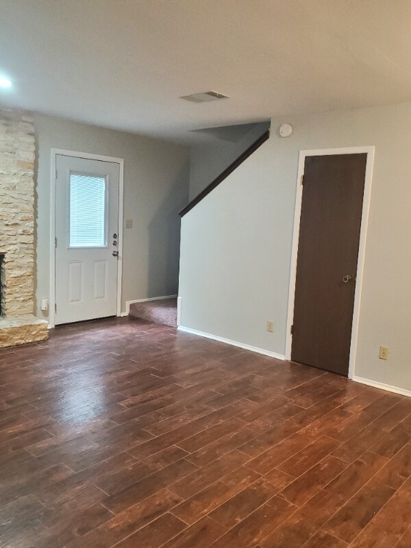 Building Photo - 1305 Camp Craft Rd