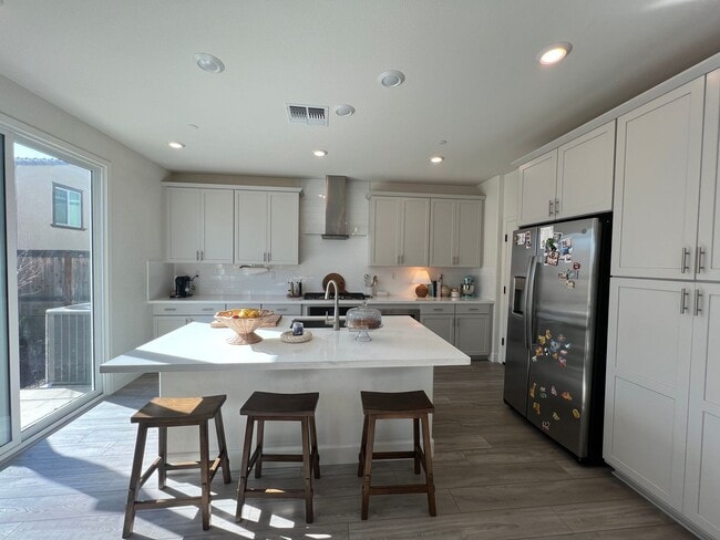 Building Photo - Beautiful Rockcress Home Near Dining, Shopping, And More!