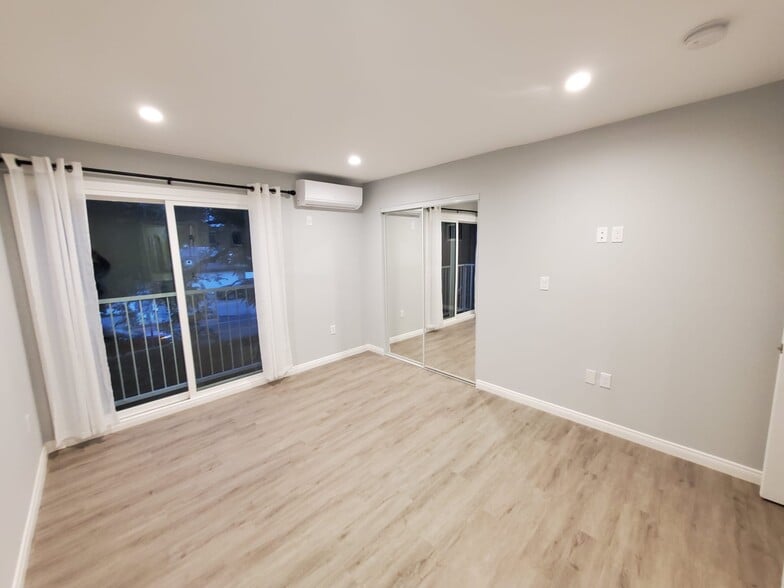 Building Photo - 1495 Allenford Ave