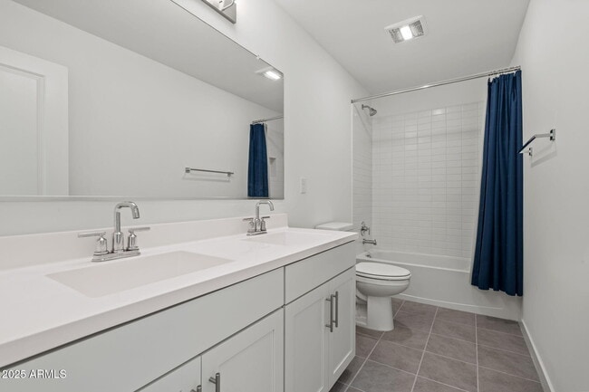 Building Photo - 3023 W Bent Tree Dr