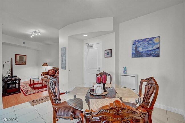 Building Photo - 200 W Sahara Ave