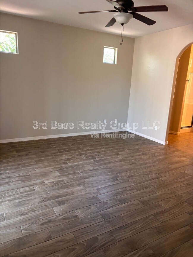Building Photo - 12690 S 184th Ave
