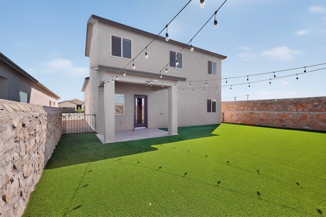 Building Photo - 9930 Isla Pl