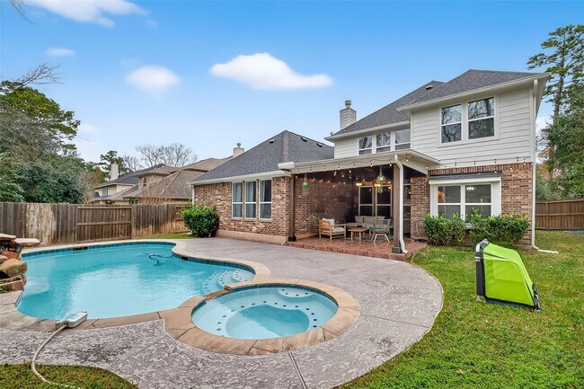 Building Photo - 66 S Longsford Cir