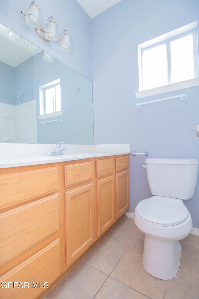 Building Photo - 5917 Cielo Del Rey Pl