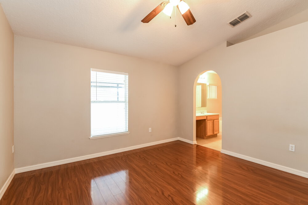 Building Photo - 2127 Aitkin Loop