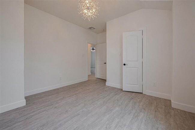 Building Photo - 155 Lindenberry Cir