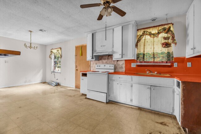 Building Photo - 4309 Brewer Ct
