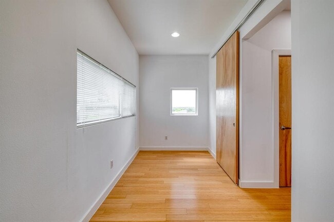 Building Photo - 5517 Agatha Cir