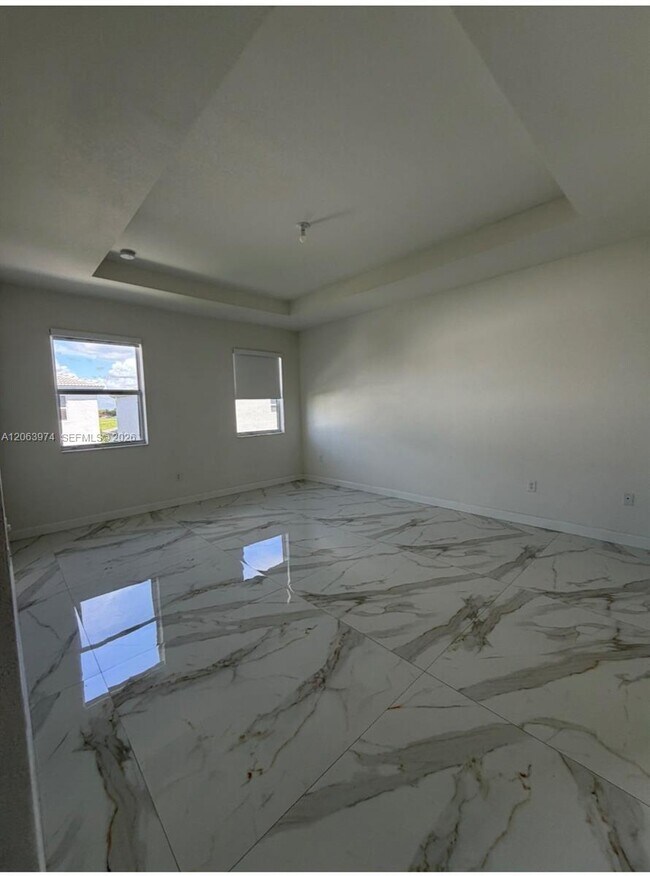 Building Photo - 16144 SW 148th Pl