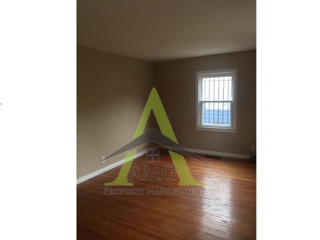 Building Photo - 3426 N Temple Ave