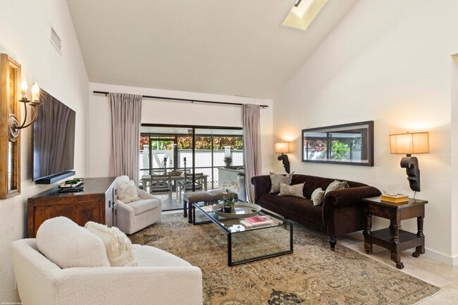 Building Photo - 13424 Bedford Mews Ct