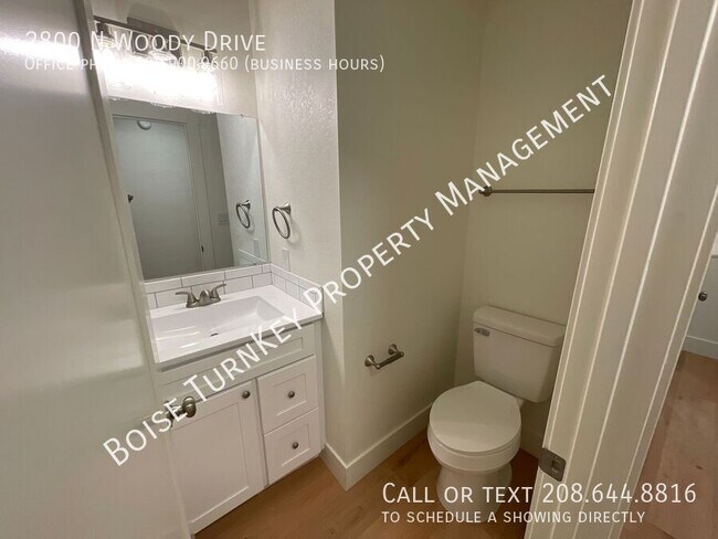 Building Photo - 2800 N Woody Ln