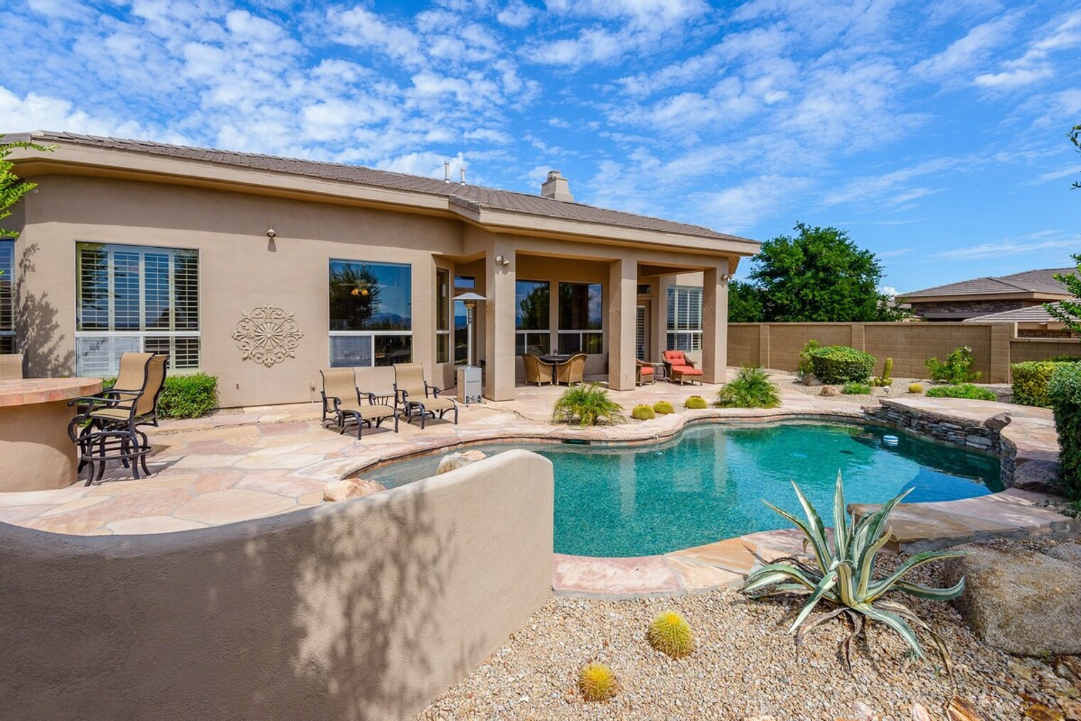 Building Photo - 14705 Canyoncrest Ct