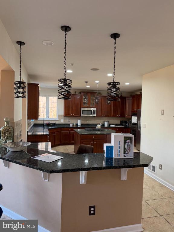 Building Photo - 4004 Ethan Thomas Dr